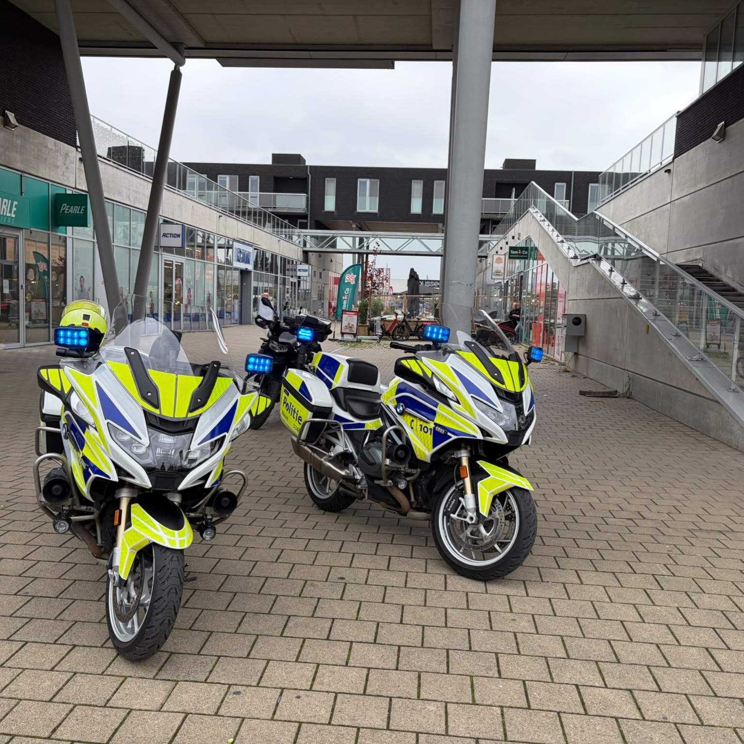 Verkeersactie op het Picoloplein